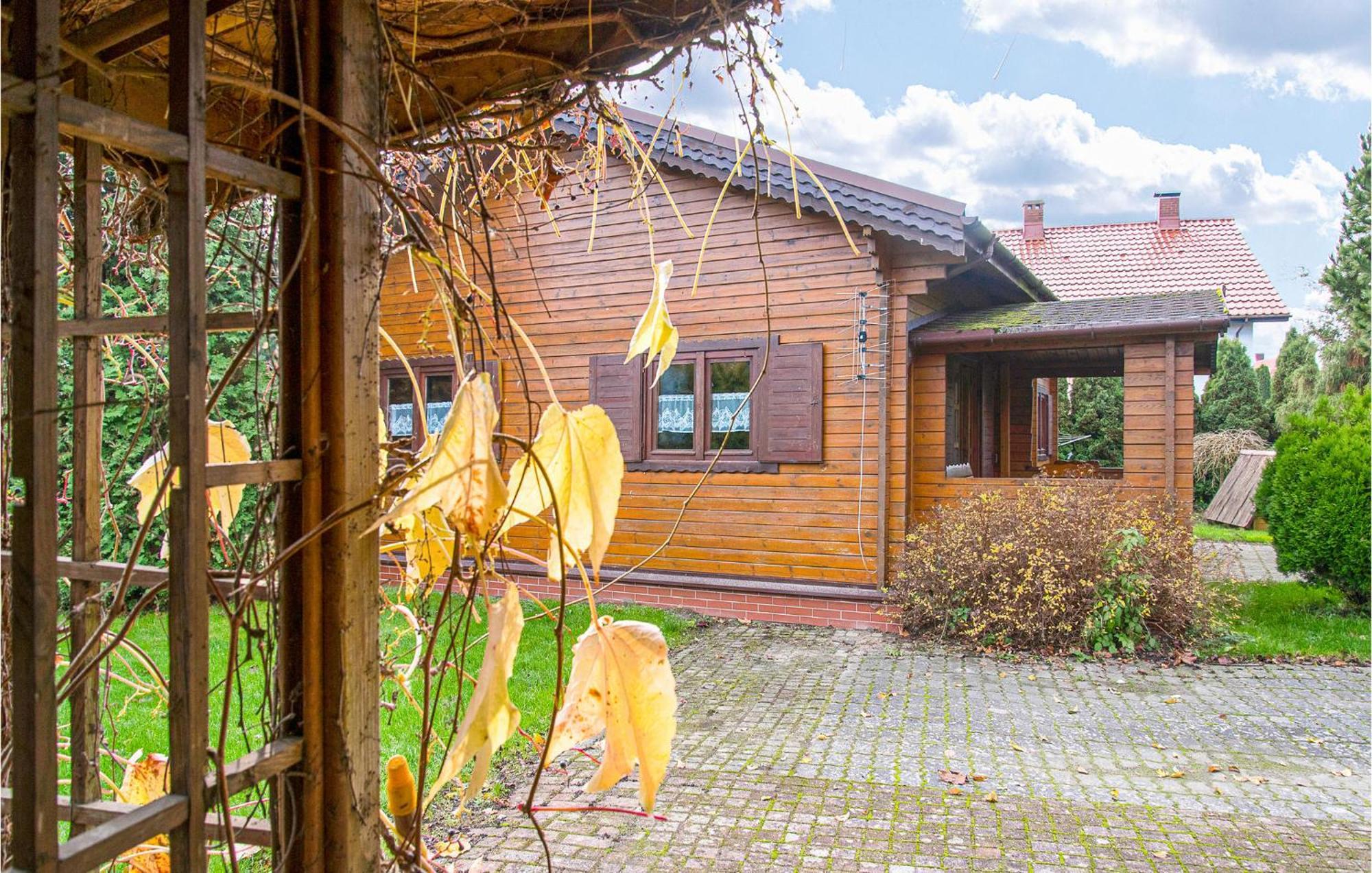 Nice Home In Mscice With Kitchen Bagian luar foto