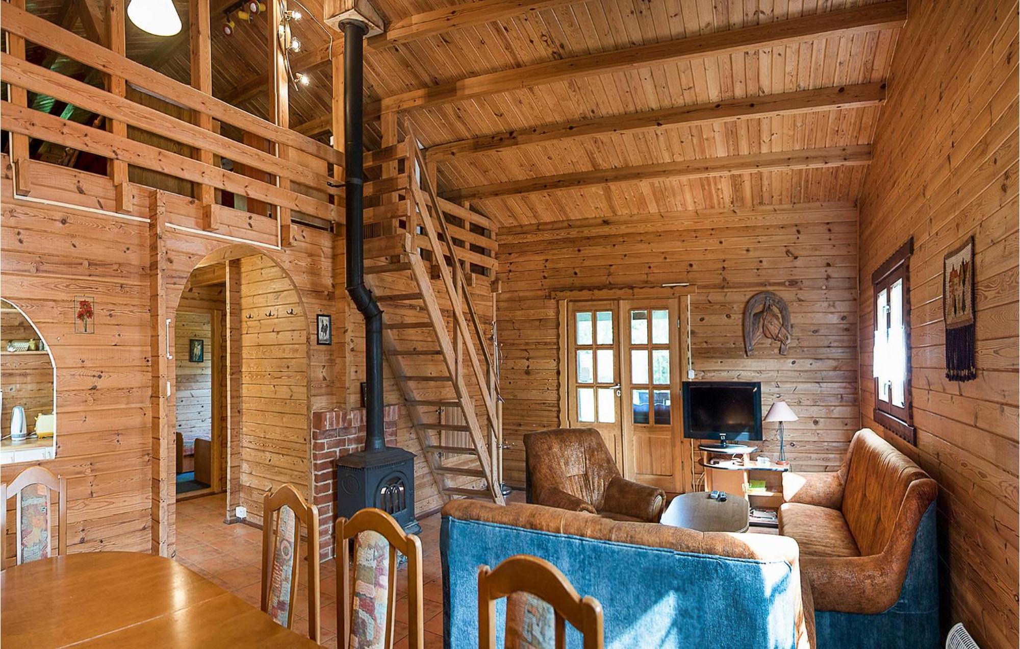 Nice Home In Mscice With Kitchen Bagian luar foto